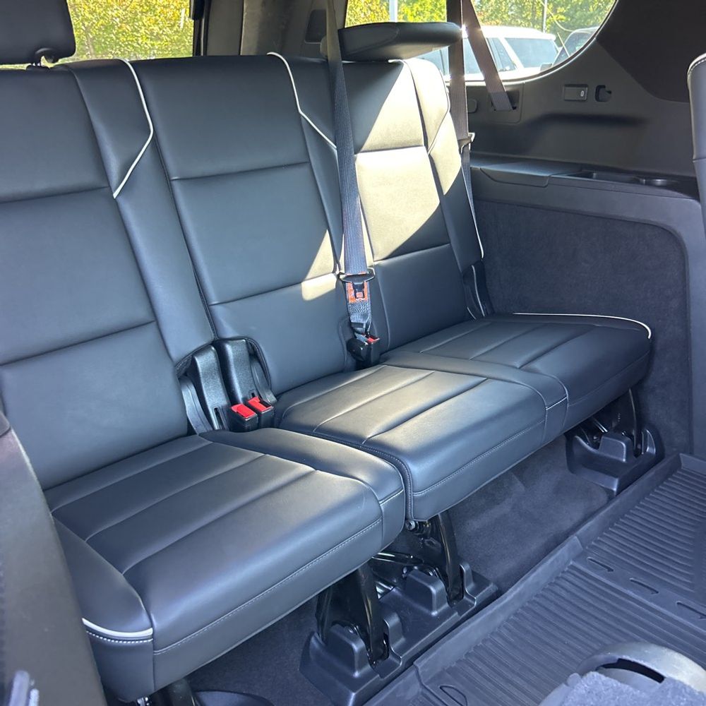 2022 Cadillac Escalade ESV Premium Luxury