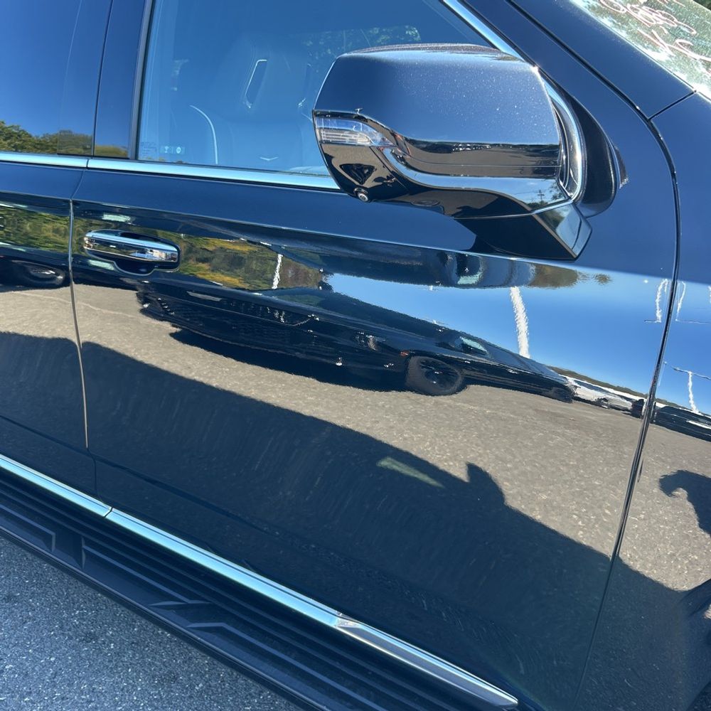 2022 Cadillac Escalade ESV Premium Luxury