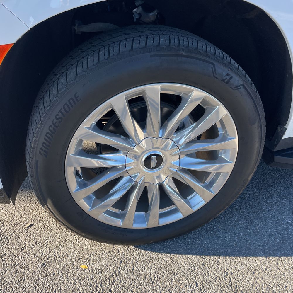 2024 Cadillac Escalade ESV Premium Luxury