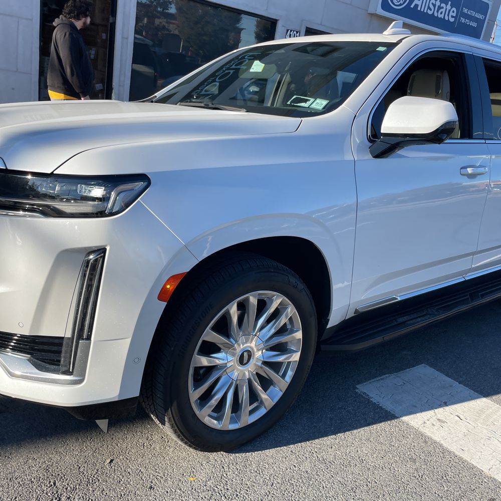 2024 Cadillac Escalade ESV Premium Luxury