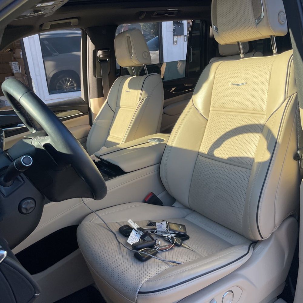2024 Cadillac Escalade ESV Premium Luxury