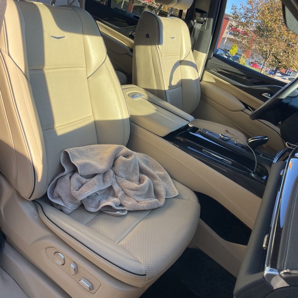 2024 Cadillac Escalade ESV Premium Luxury