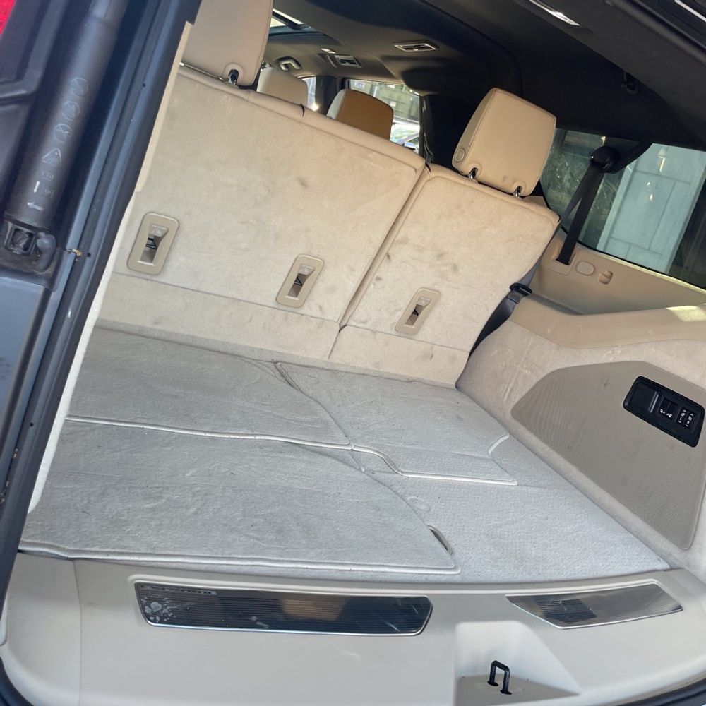 2024 Cadillac Escalade ESV Premium Luxury