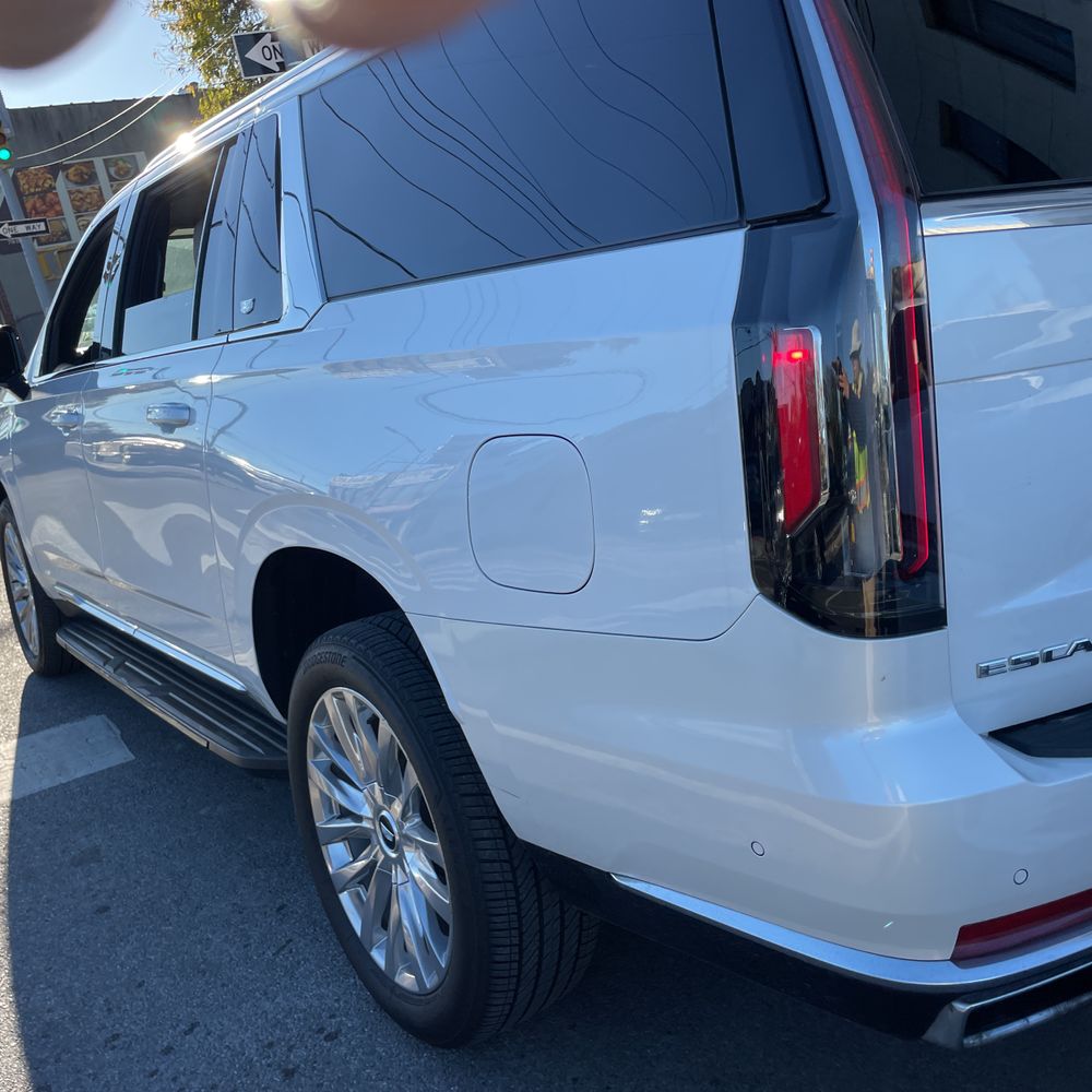 2024 Cadillac Escalade ESV Premium Luxury