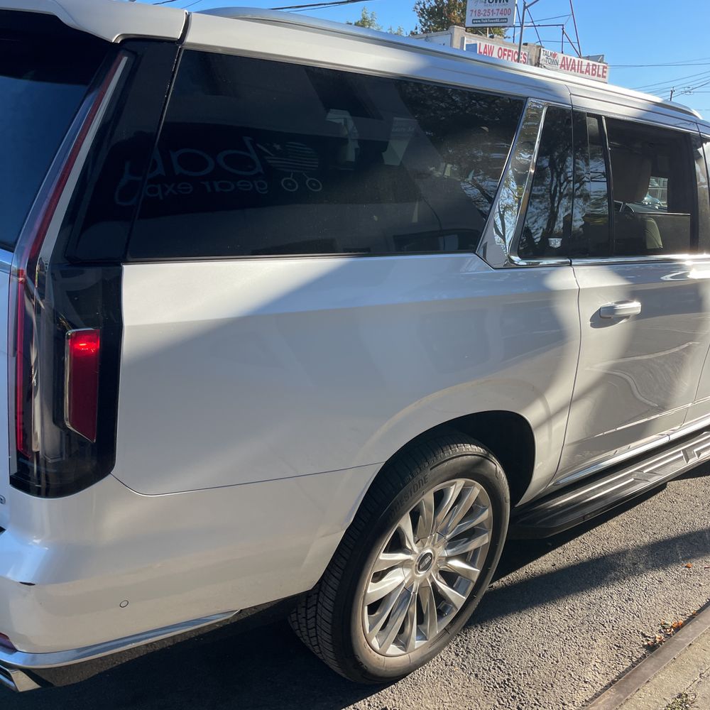 2024 Cadillac Escalade ESV Premium Luxury