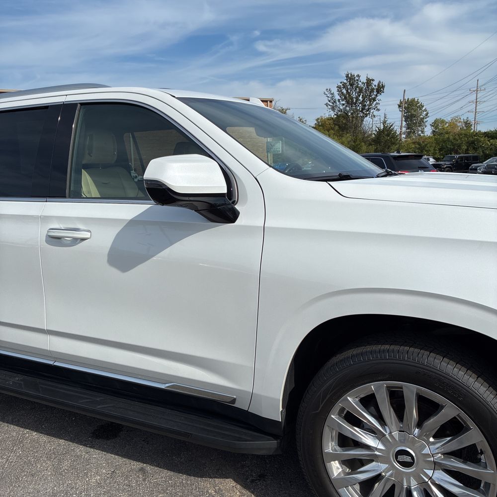 2023 Cadillac Escalade ESV Premium Luxury