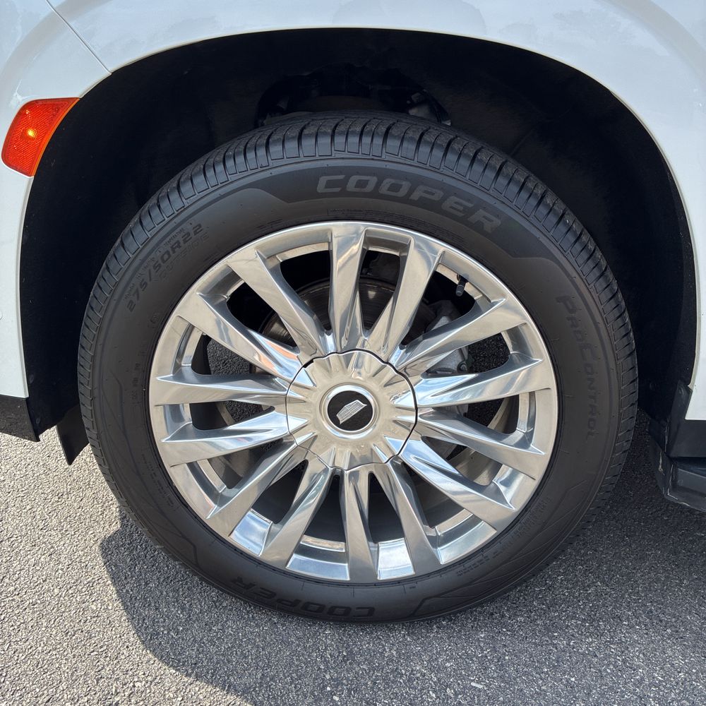 2023 Cadillac Escalade ESV Premium Luxury