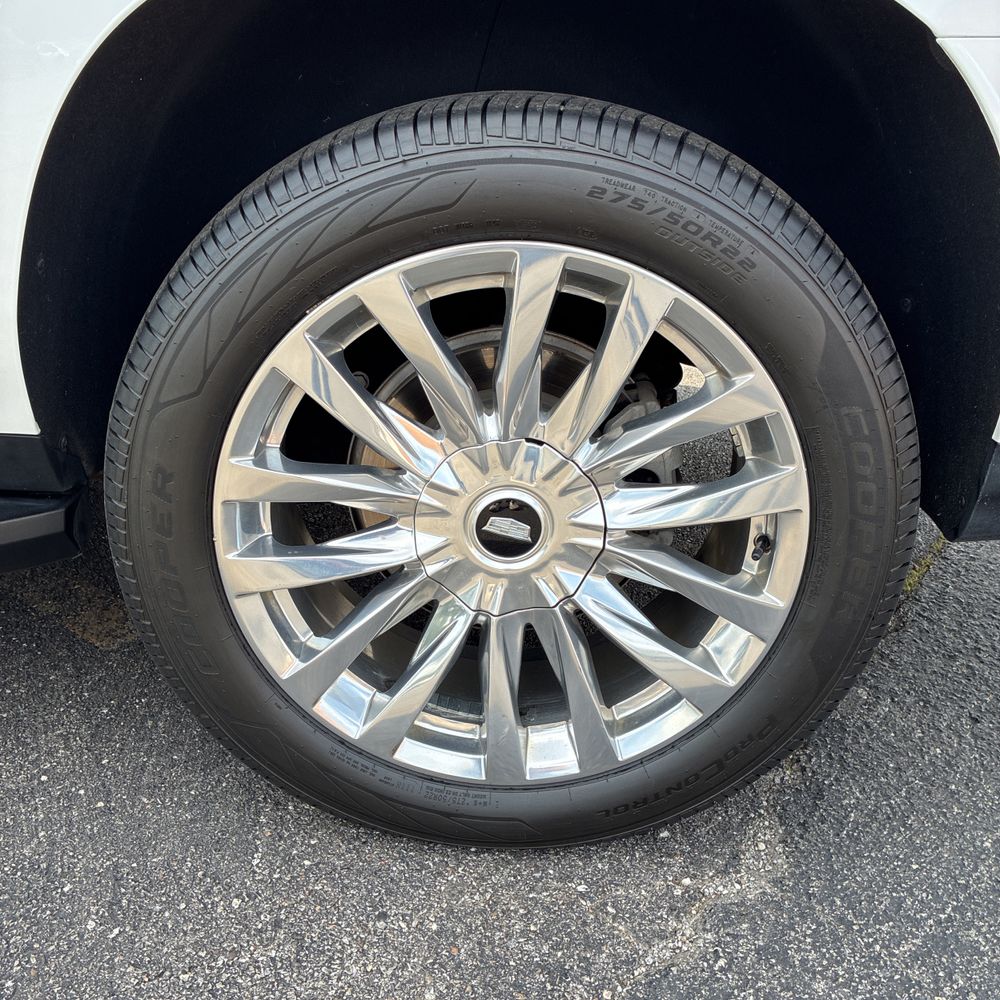 2023 Cadillac Escalade ESV Premium Luxury