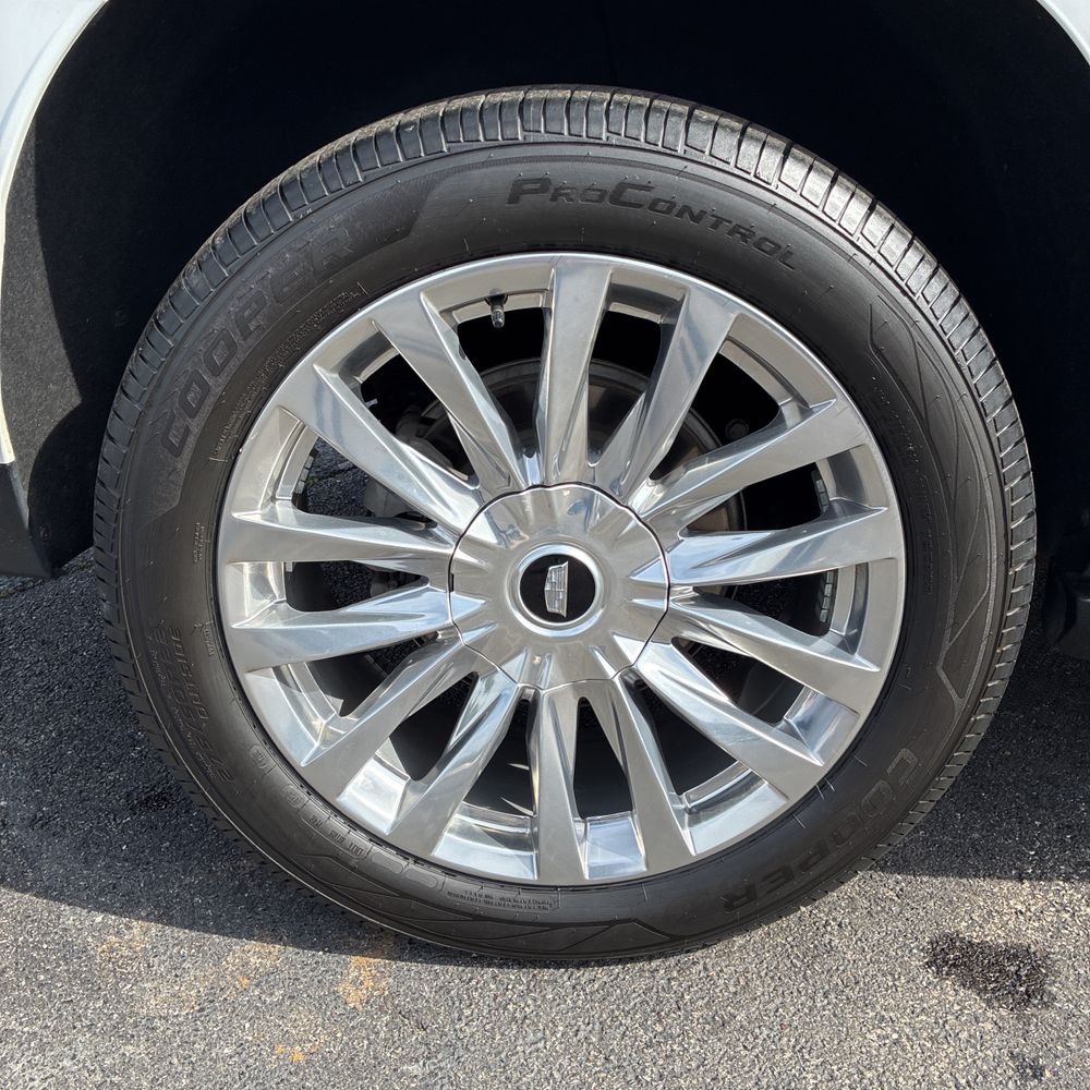 2023 Cadillac Escalade ESV Premium Luxury