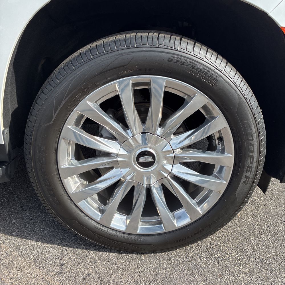 2023 Cadillac Escalade ESV Premium Luxury