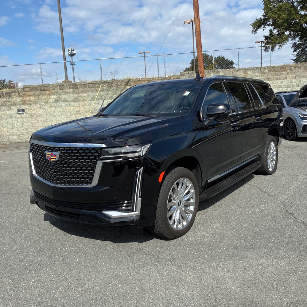 2024 Cadillac Escalade ESV Premium Luxury