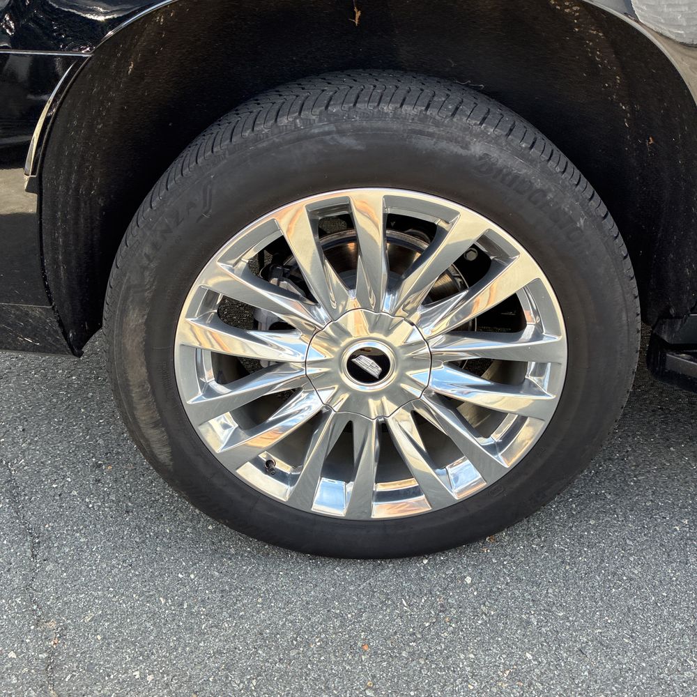 2024 Cadillac Escalade ESV Premium Luxury