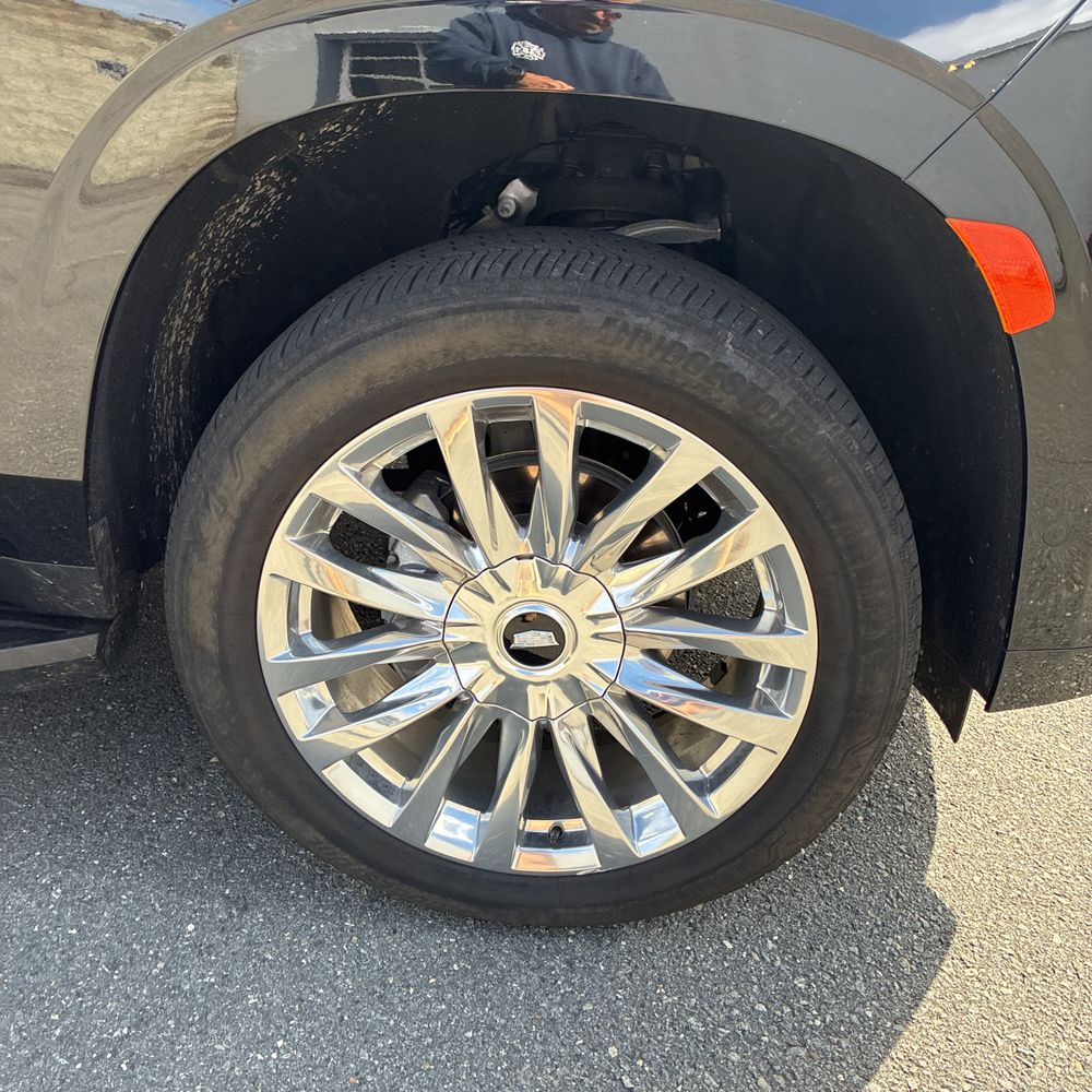 2024 Cadillac Escalade ESV Premium Luxury