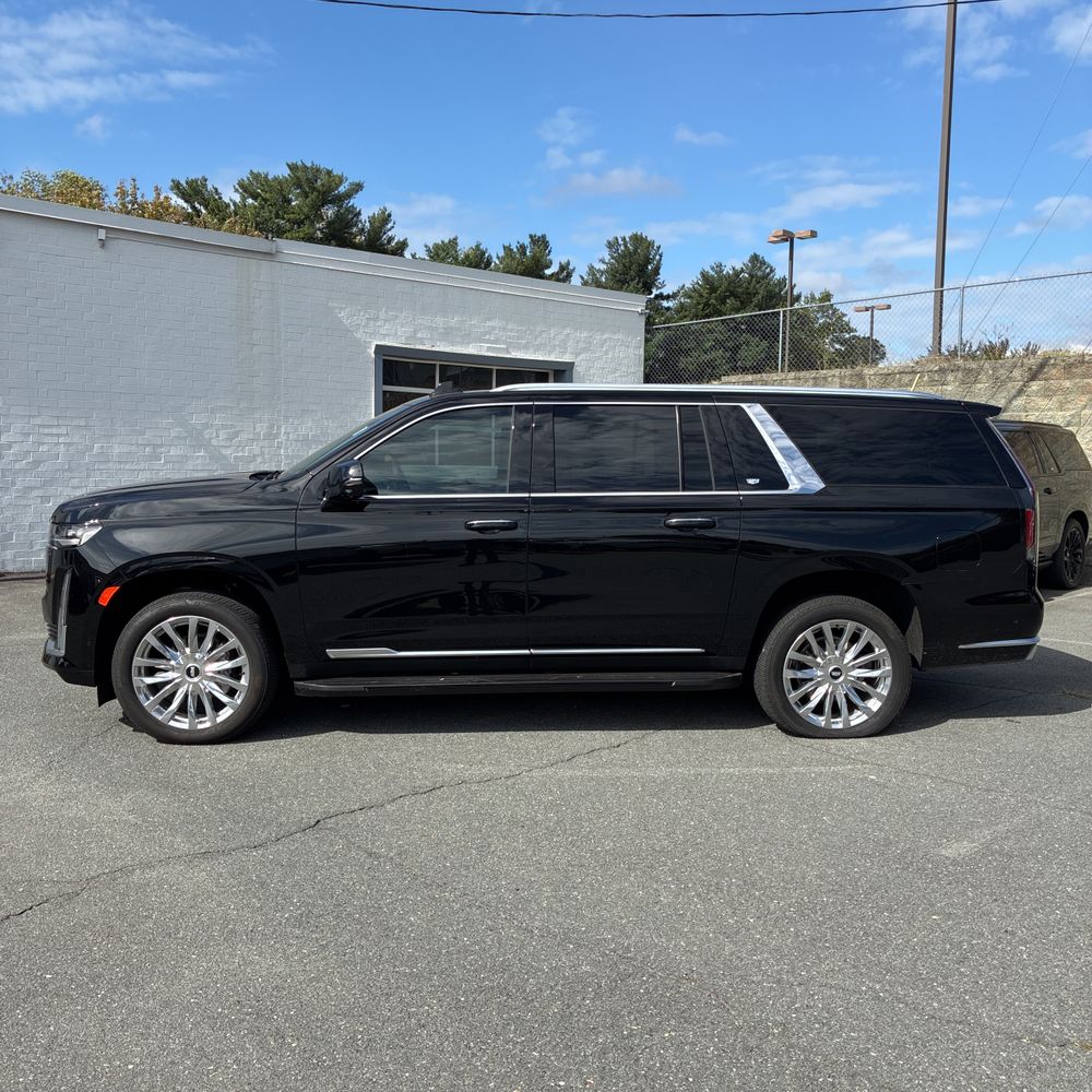 2024 Cadillac Escalade ESV Premium Luxury