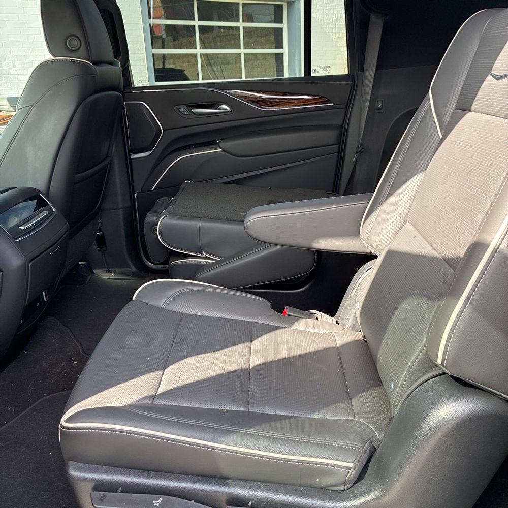 2024 Cadillac Escalade ESV Premium Luxury