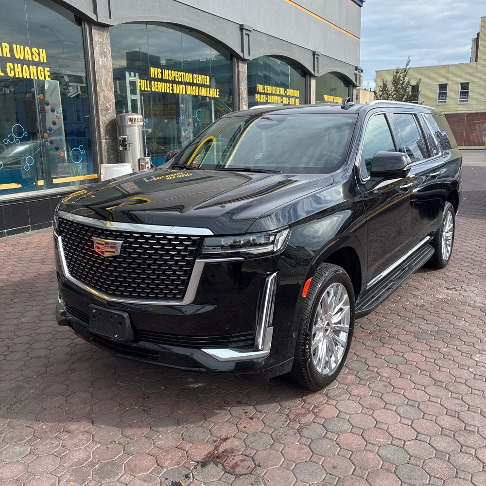2022 Cadillac Escalade Premium Luxury