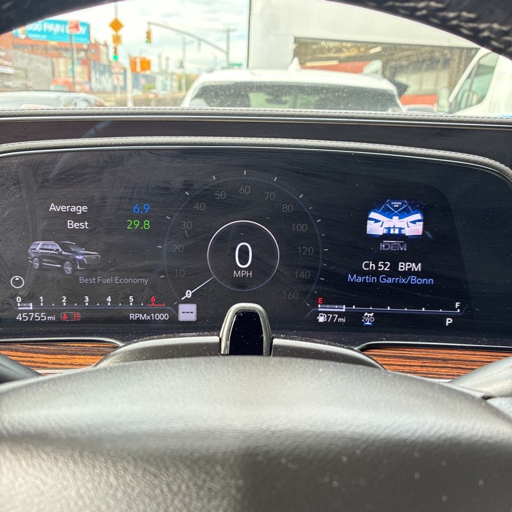 2022 Cadillac Escalade Premium Luxury