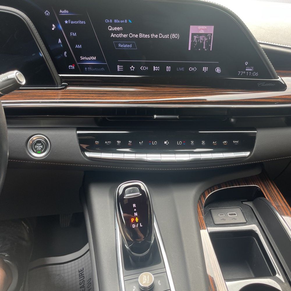 2023 Cadillac Escalade ESV Premium Luxury
