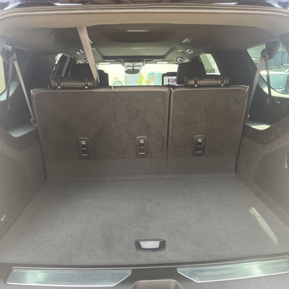 2023 Cadillac Escalade ESV Premium Luxury