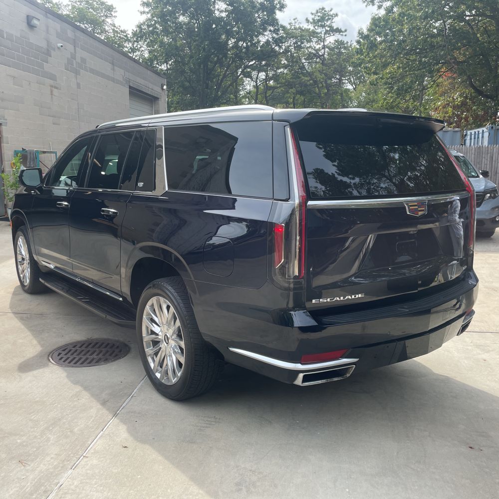 2023 Cadillac Escalade ESV Premium Luxury