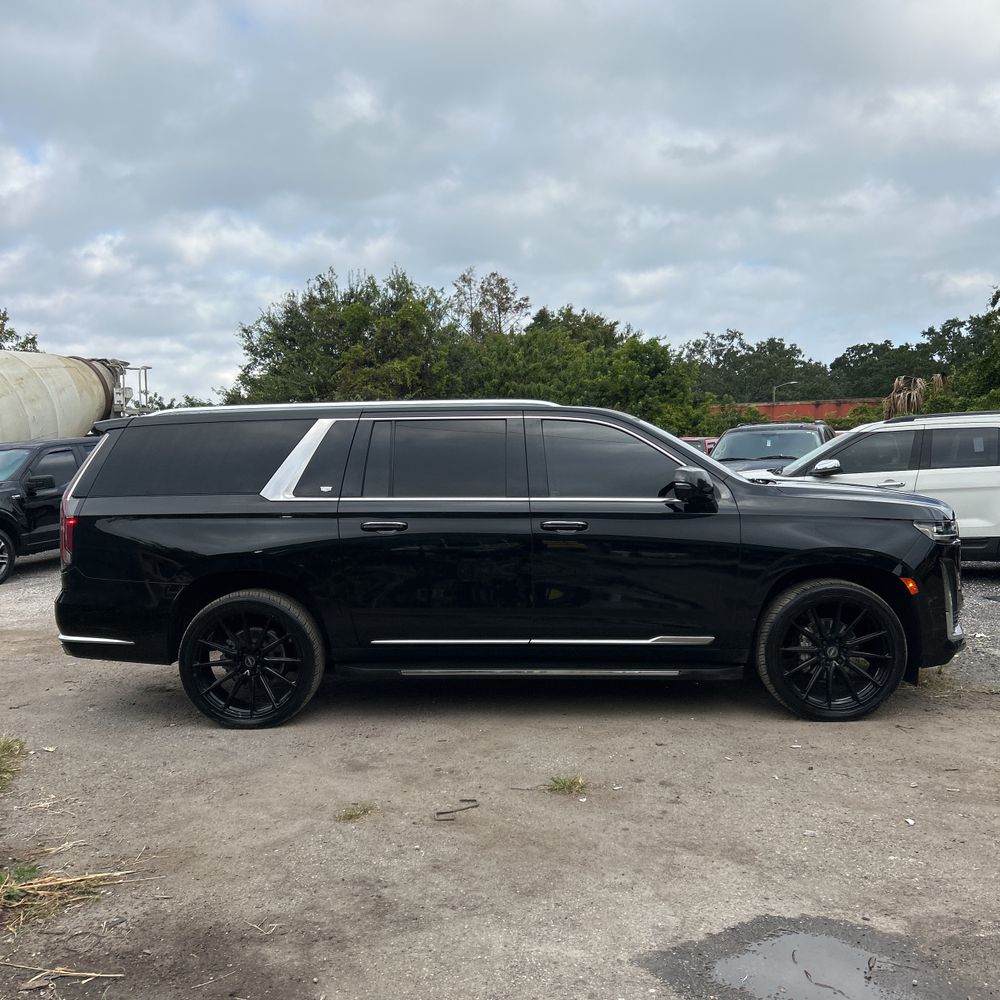 2021 Cadillac Escalade ESV Premium Luxury