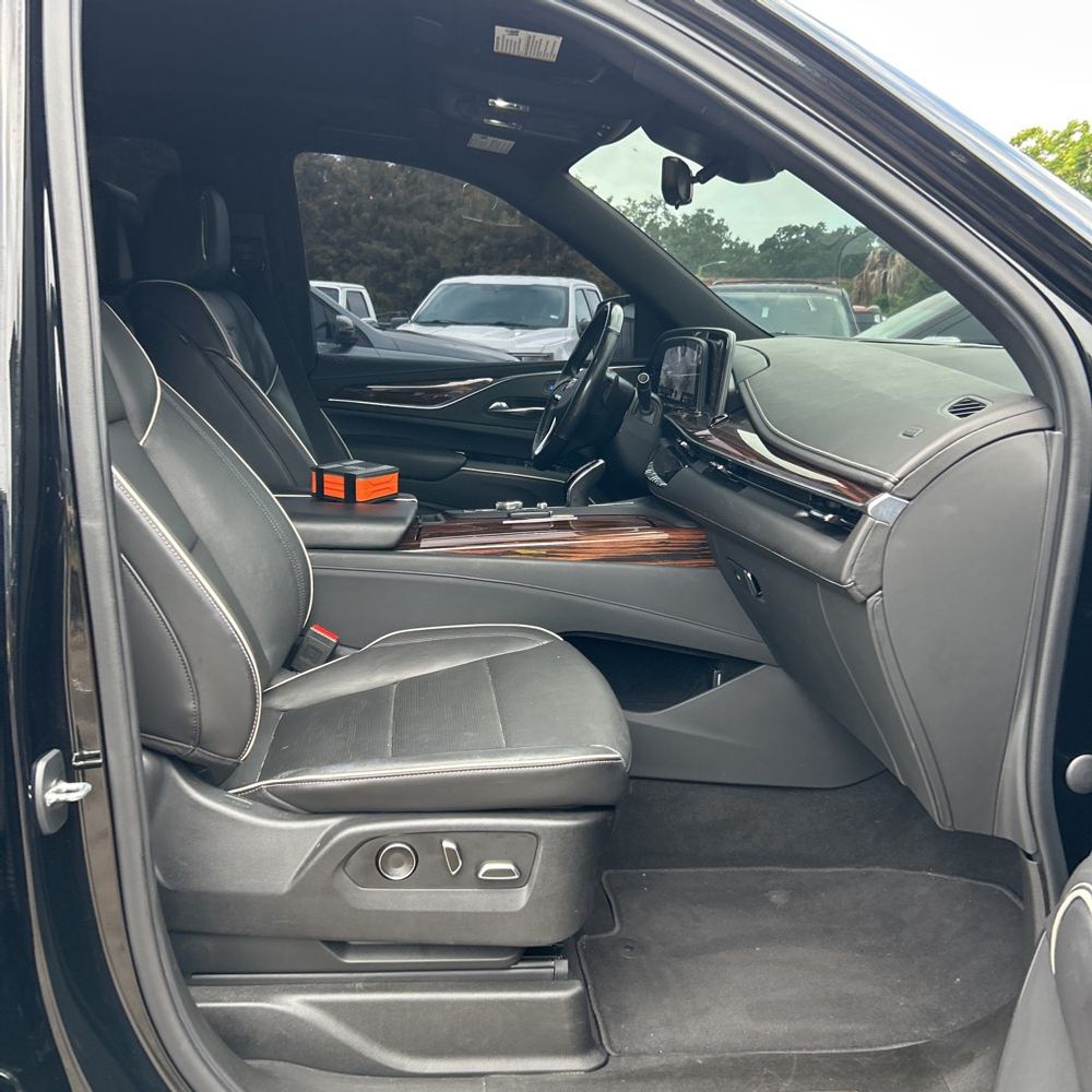 2021 Cadillac Escalade ESV Premium Luxury