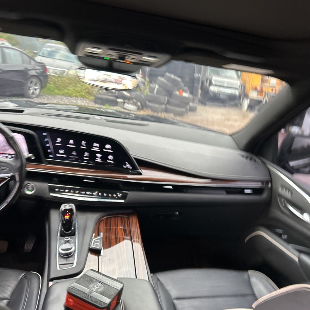 2021 Cadillac Escalade ESV Premium Luxury