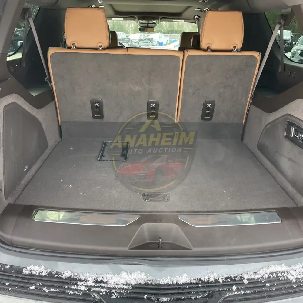 2022 Cadillac Escalade ESV Premium Luxury