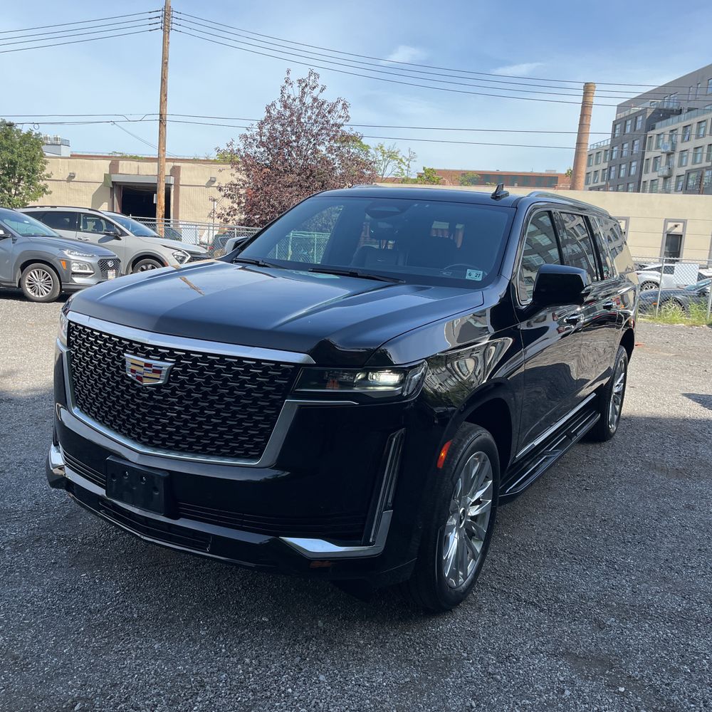 2022 Cadillac Escalade ESV Premium Luxury