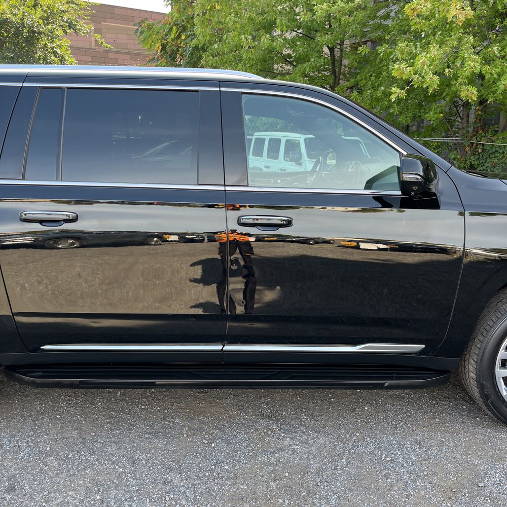 2022 Cadillac Escalade ESV Premium Luxury