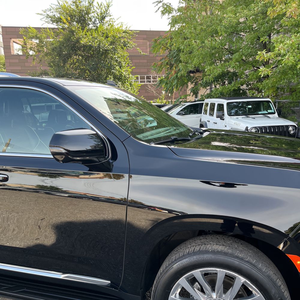 2022 Cadillac Escalade ESV Premium Luxury