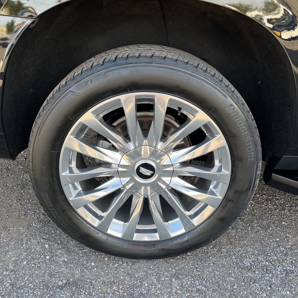 2022 Cadillac Escalade ESV Premium Luxury