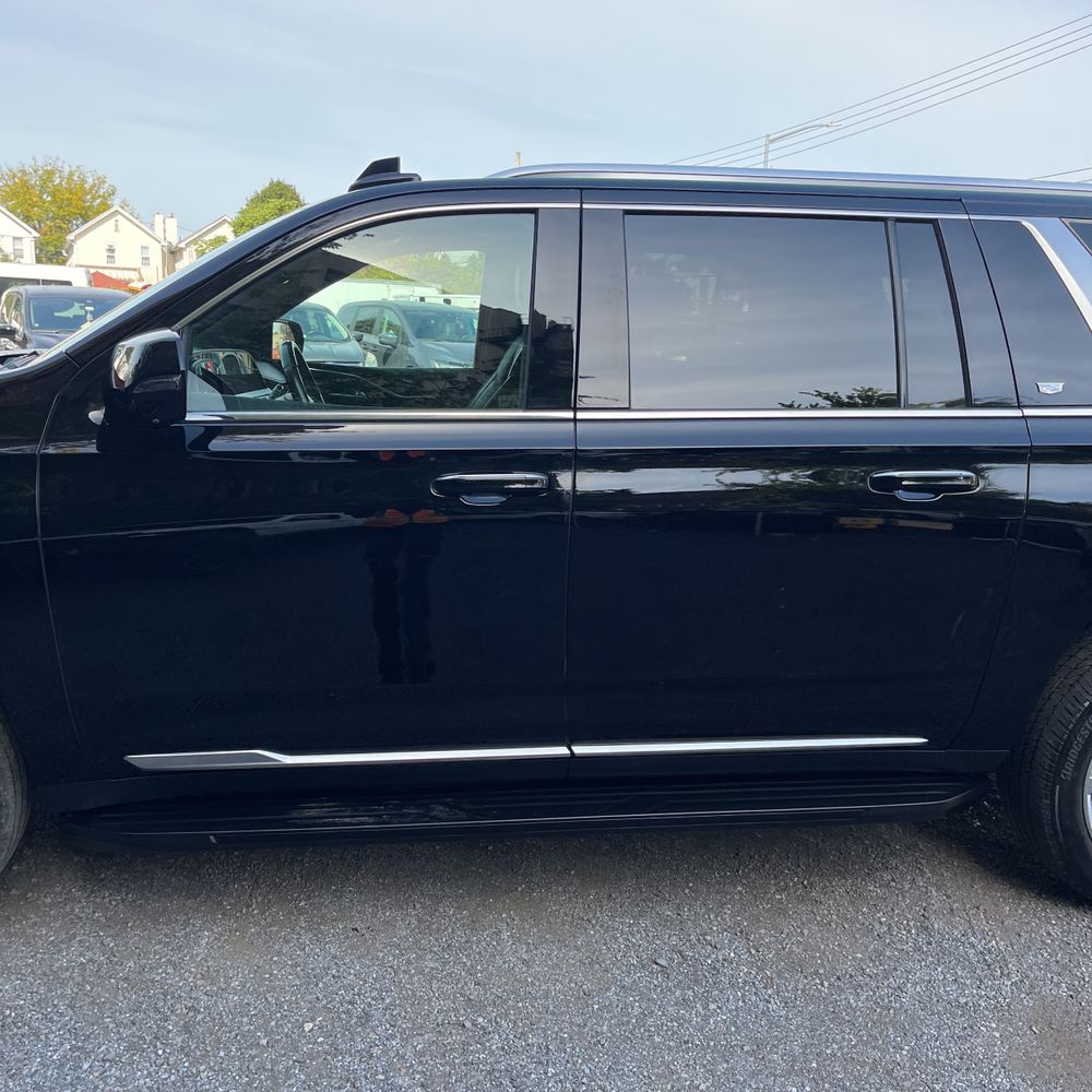 2022 Cadillac Escalade ESV Premium Luxury