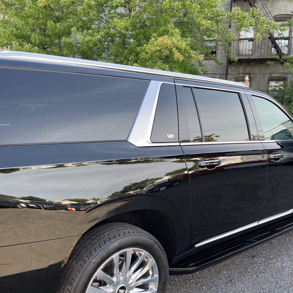 2022 Cadillac Escalade ESV Premium Luxury