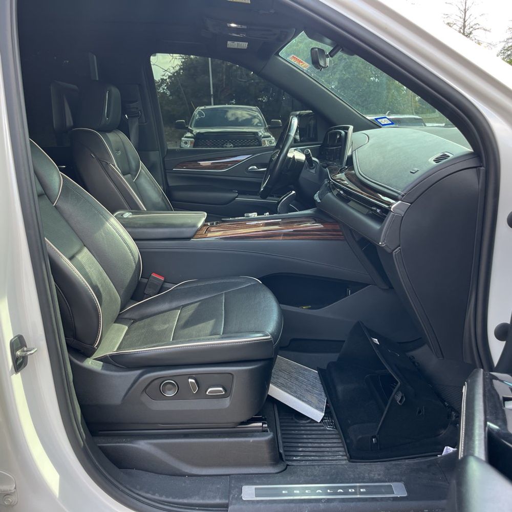 2021 Cadillac Escalade ESV Premium Luxury