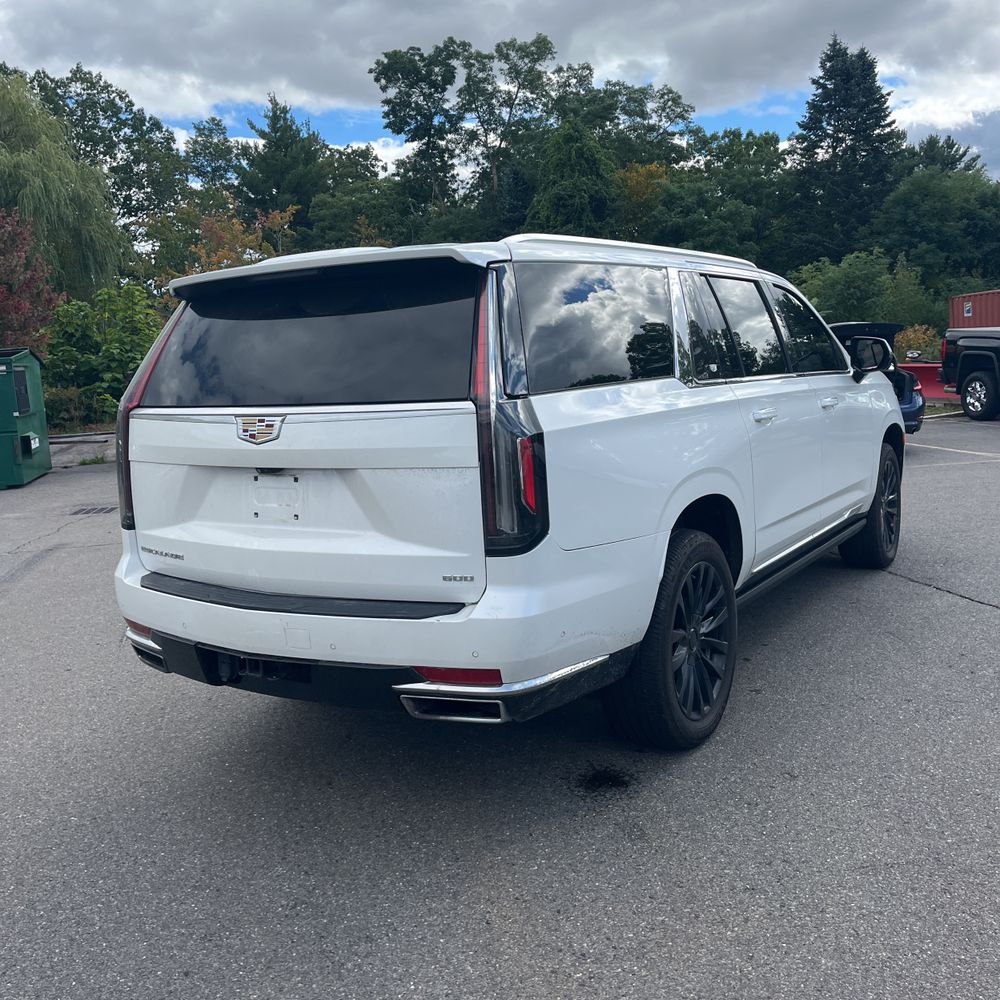 2021 Cadillac Escalade ESV Premium Luxury