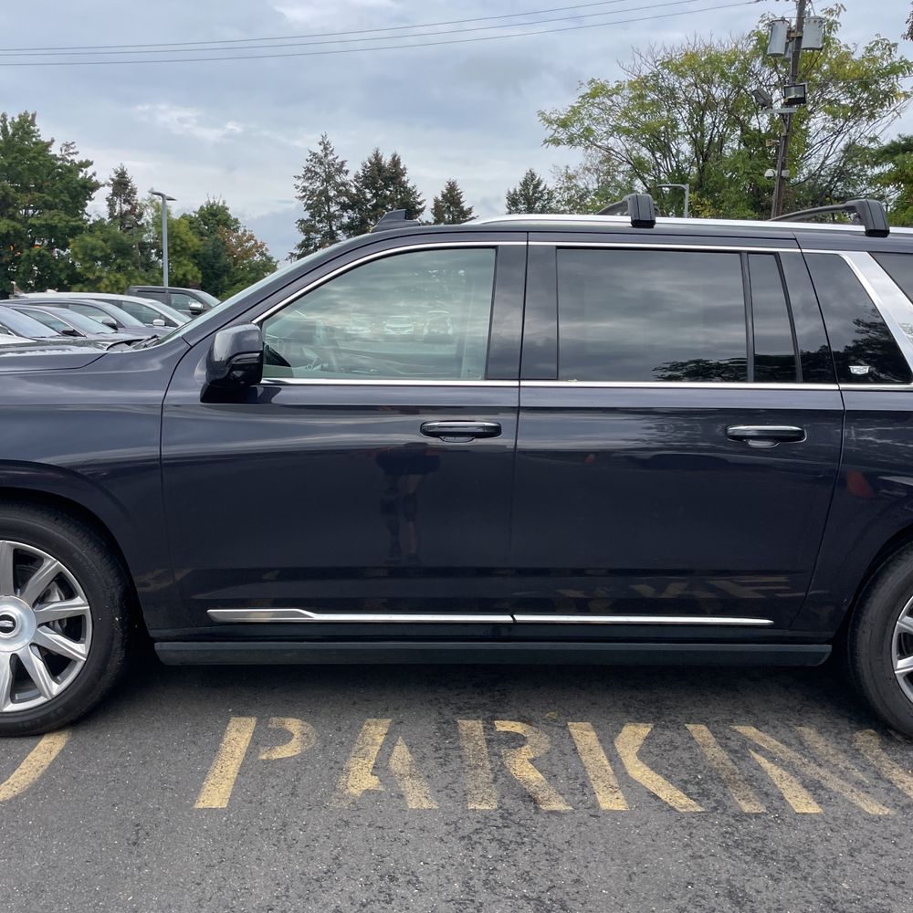 2023 Cadillac Escalade ESV Premium Luxury Platinum