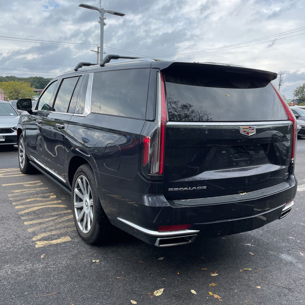 2023 Cadillac Escalade ESV Premium Luxury Platinum
