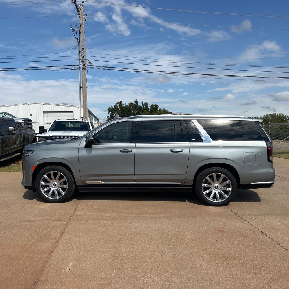 2024 Cadillac Escalade ESV Premium Luxury Platinum
