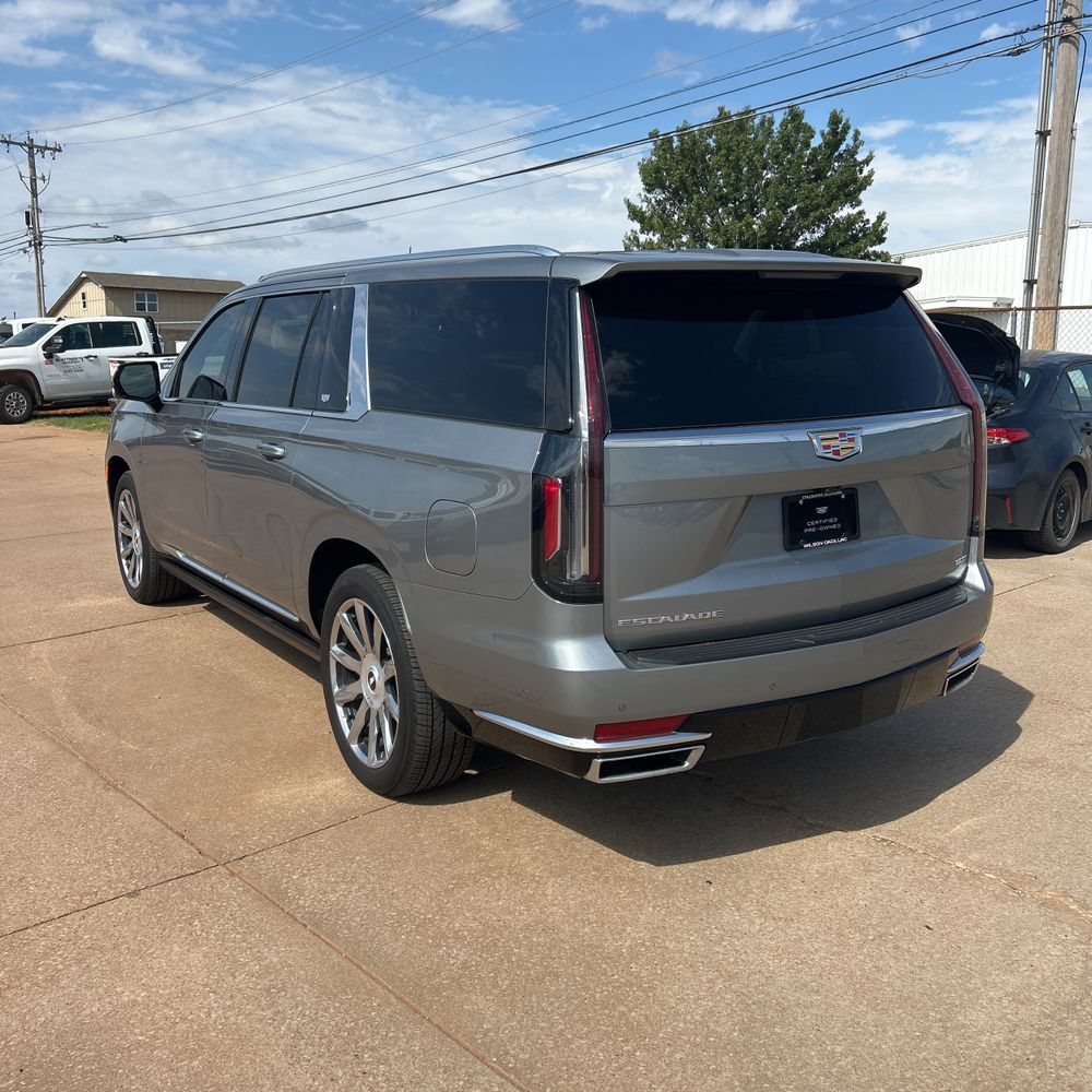 2024 Cadillac Escalade ESV Premium Luxury Platinum