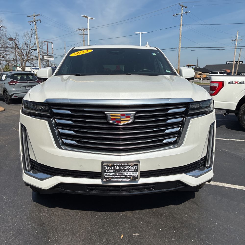 2023 Cadillac Escalade ESV Premium Luxury Platinum