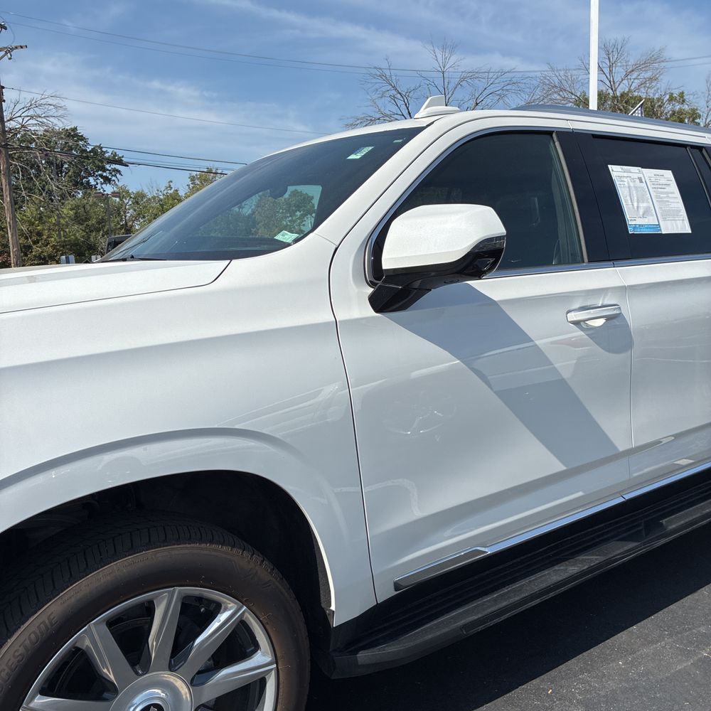 2023 Cadillac Escalade ESV Premium Luxury Platinum