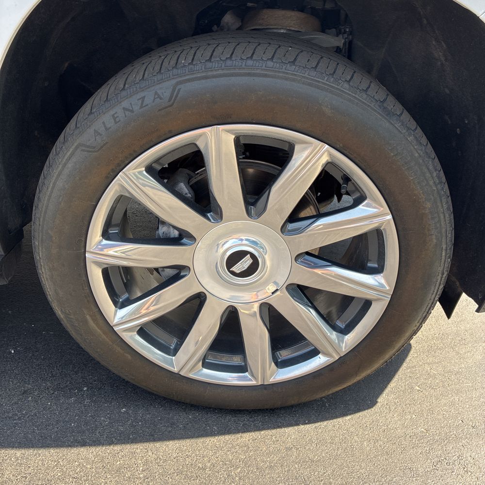 2023 Cadillac Escalade ESV Premium Luxury Platinum