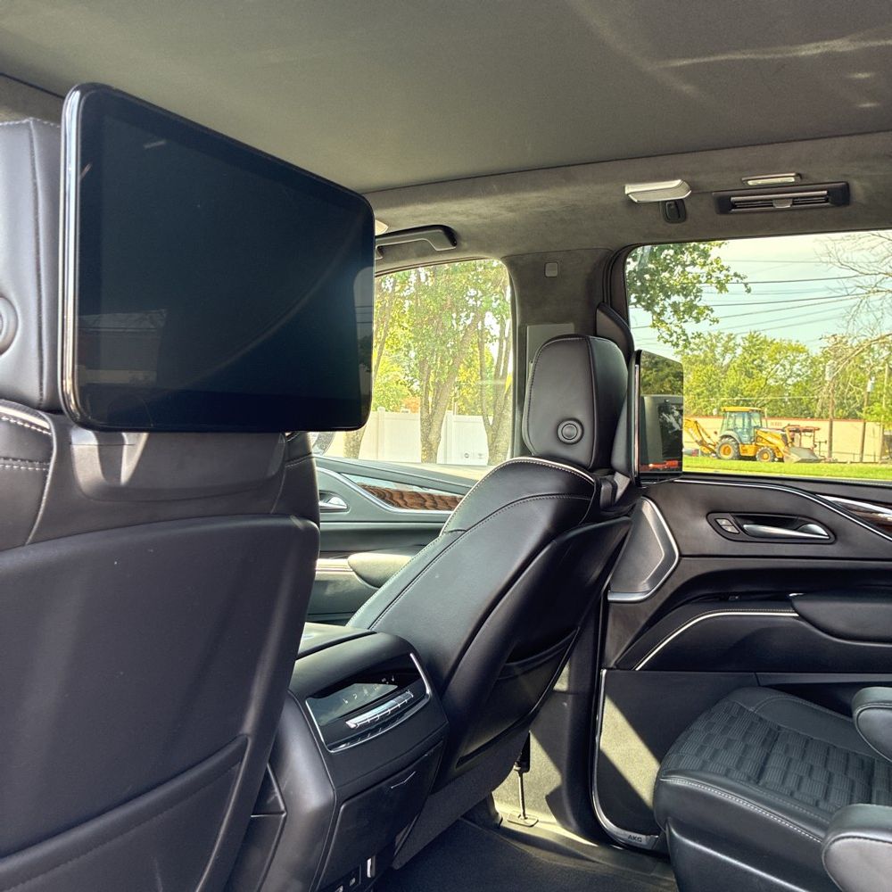 2023 Cadillac Escalade ESV Premium Luxury Platinum