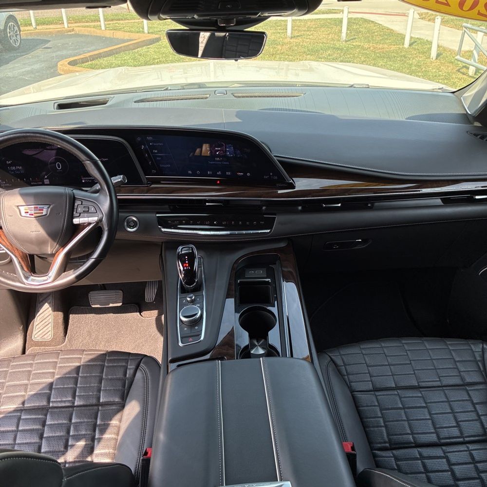 2023 Cadillac Escalade ESV Premium Luxury Platinum