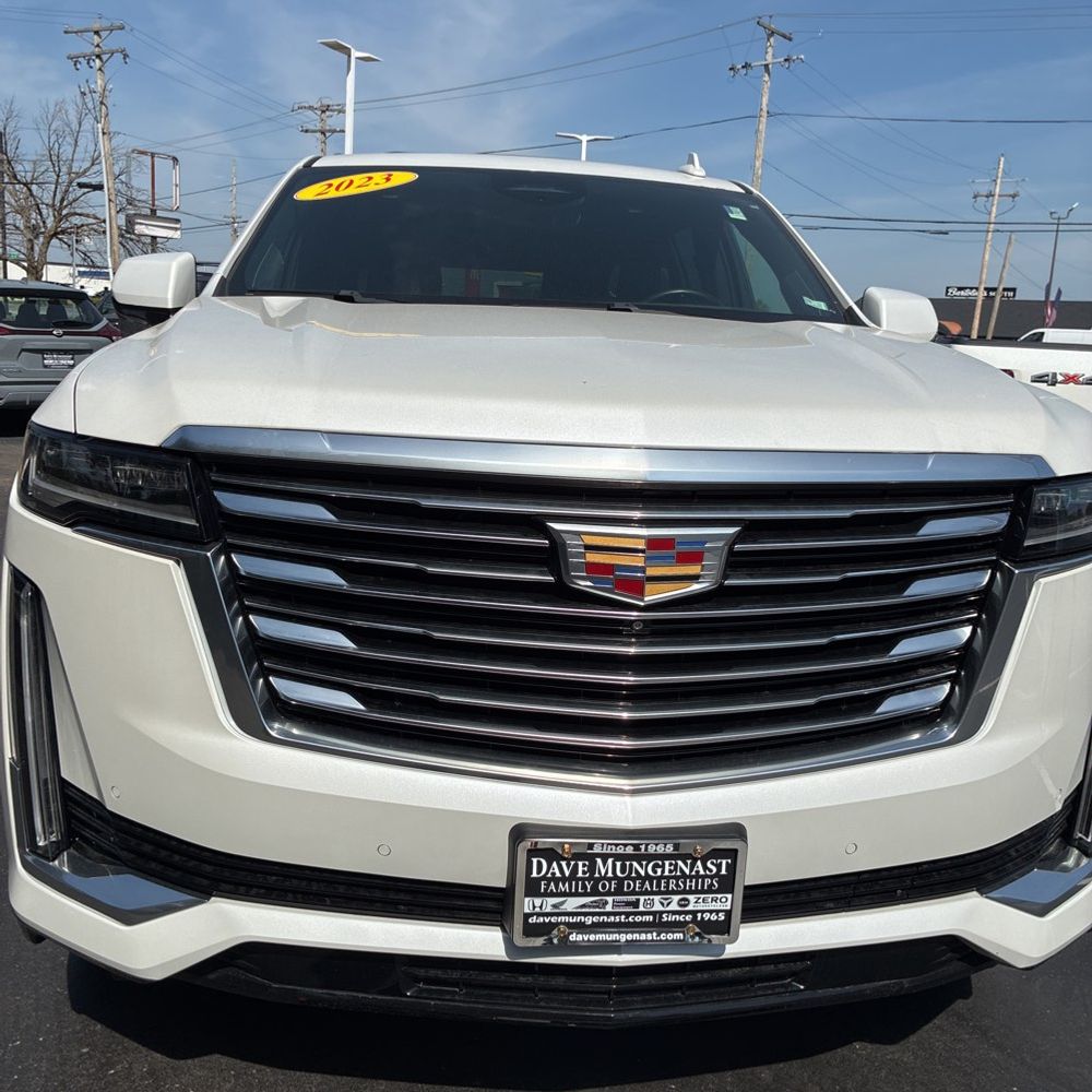 2023 Cadillac Escalade ESV Premium Luxury Platinum