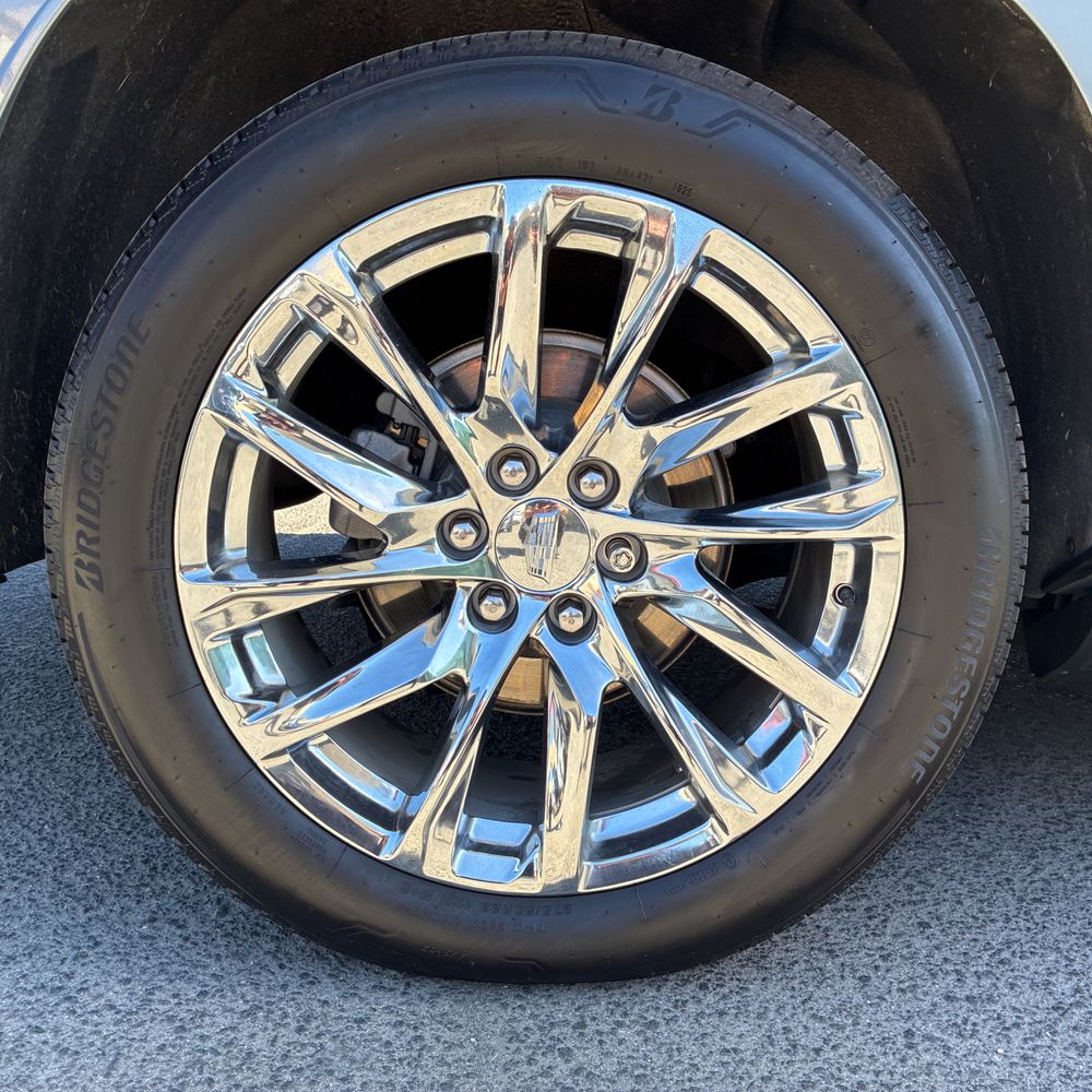 2023 Cadillac Escalade ESV Premium Luxury Platinum