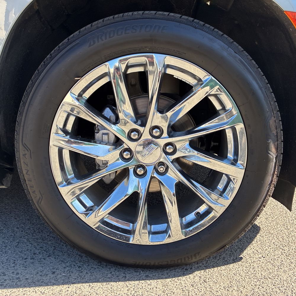 2023 Cadillac Escalade ESV Premium Luxury Platinum