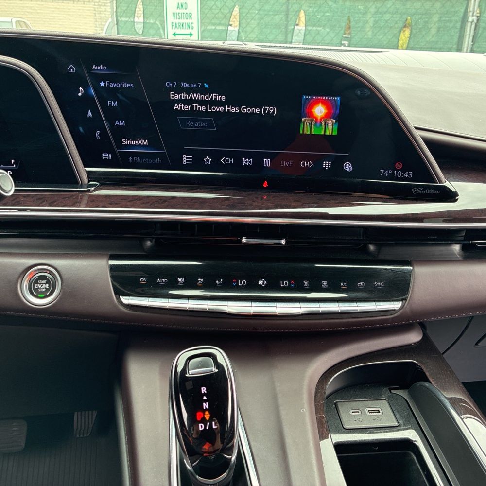 2023 Cadillac Escalade ESV Premium Luxury Platinum
