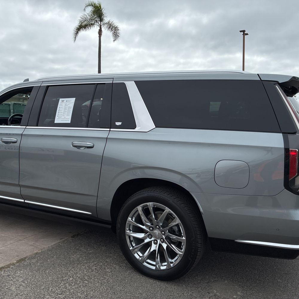 2023 Cadillac Escalade ESV Premium Luxury Platinum